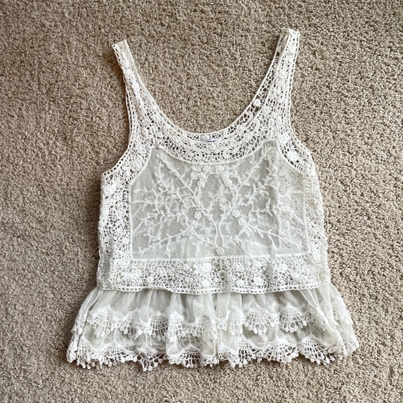 Express Crochet Lace Boho Cropped Tank XS White Mesh Chic Floral Dainty Like NEW - Picture 1 of 8